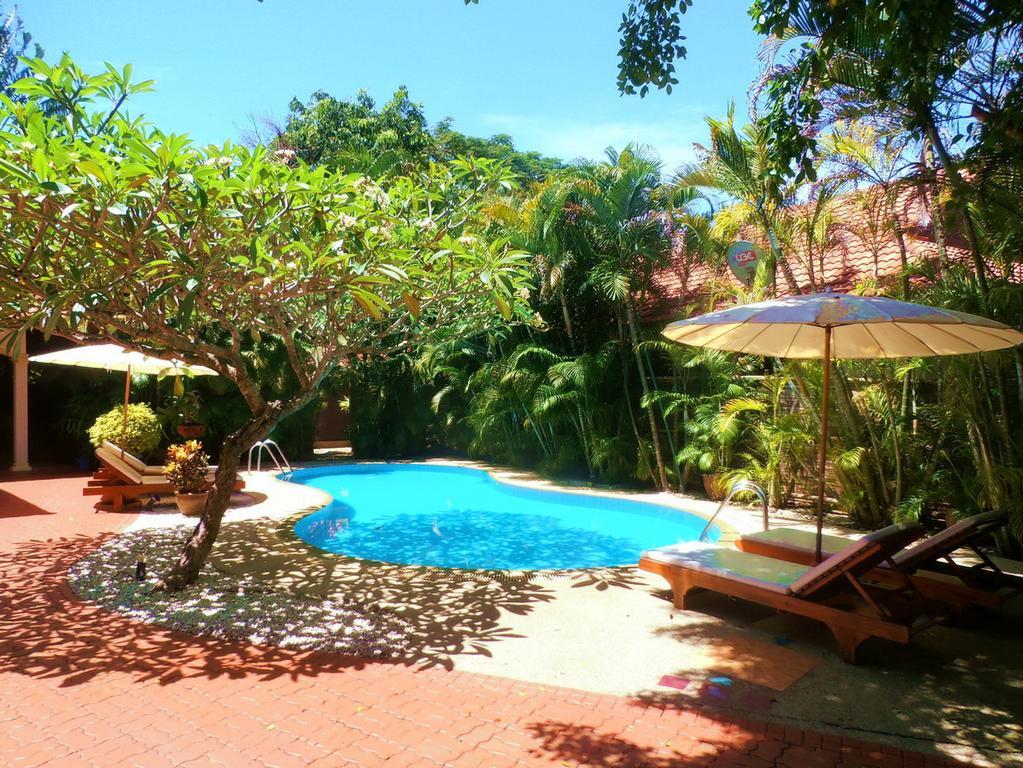 Coconut Paradise Holiday Villas Phuket Room photo